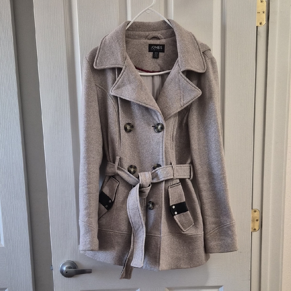 Jones New York Women's Light Beige Double-Breasted Peacoat